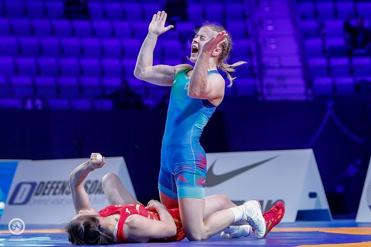 Mariya Stadnik dünya çempionu oldu - 10 ildən sonra