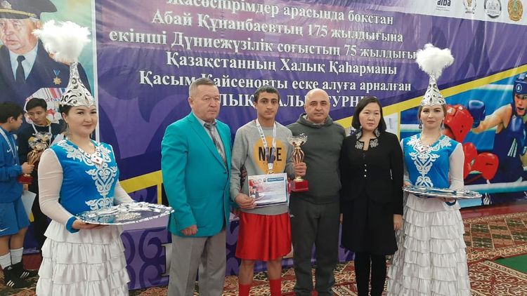 Beynəlxalq turnirdə 8 medal - boksçularımızdan