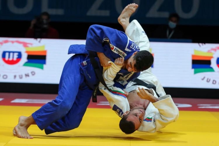 Orxan Səfərovun "qızıl yolu" - FOTOSESSİYA