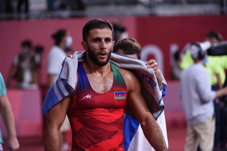 Rafiq Hüseynovun "qızıl yolu" bağlandı - FOTOSESSİYA