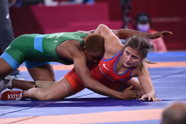 Elis Manolova startda uduzdu - FOTOSESSİYA