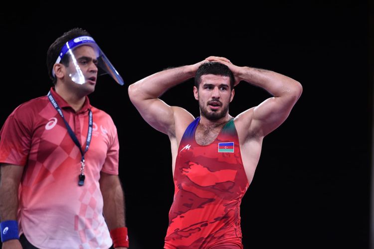 İslam Abbasov ilk görüşdə uduzdu - FOTOSESSİYA