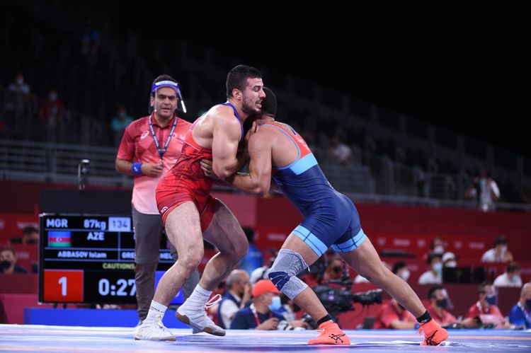 İslam Abbasov ilk görüşdə uduzdu - FOTOSESSİYA