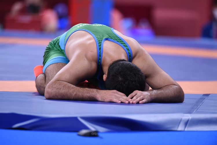 Güləşçimizdən bir qələbə, bir məğlubiyyət - FOTOSESSİYA