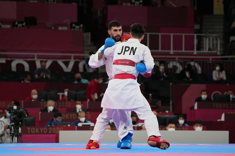 Karateçimizin yeganə qələbəsi - FOTOSESSİYA