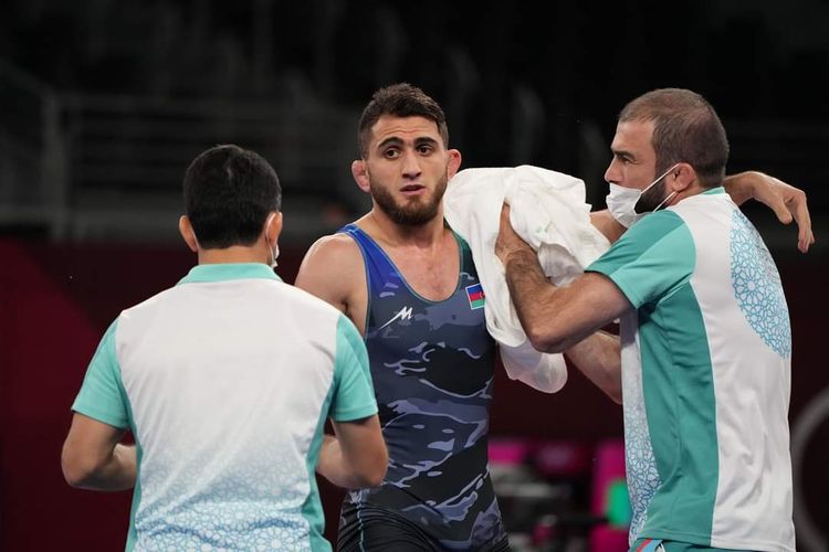 Hacı Əliyev qələbə ilə başladı - FOTOSESSİYA