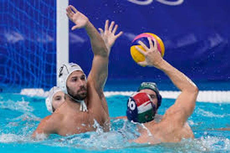 Mükafatın bir hissəsindən imtina etdi – yanğınlara görə