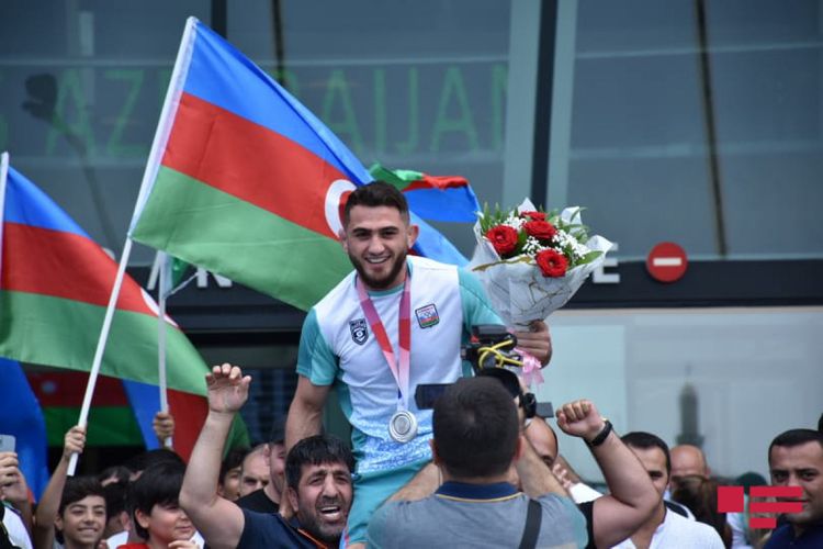 Tokio-2020: Son nümayəndə heyəti Bakıya qayıdıb - FOTOSESSİYA