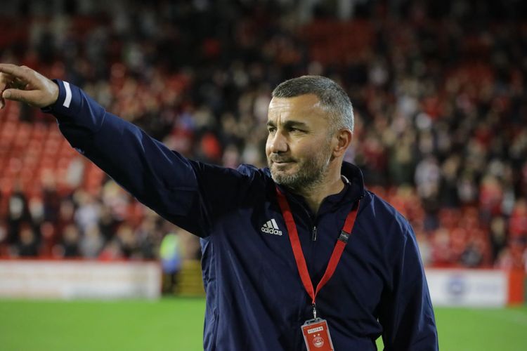 “Futbolçularımız oynamağı bacarır” – Qurban Qurbanov