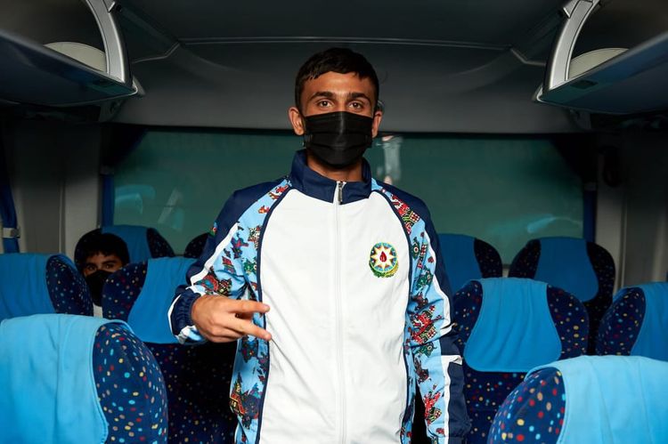 Nümayəndə heyətimizin ilk qrupu Kazanda  - FOTOSESSİYA