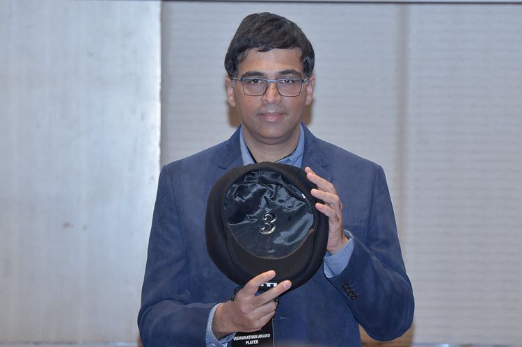 Fərid Qayıbov: “Vüqar Həşimov qısa ömür yaşasa da, böyük nailiyyətlərə imza atıb”