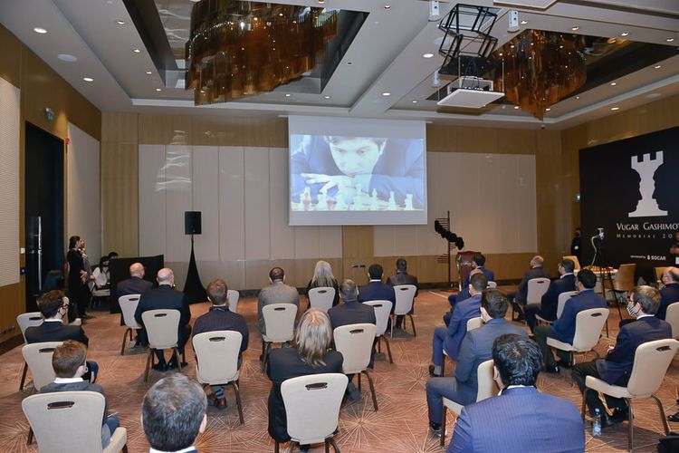 Fərid Qayıbov: “Vüqar Həşimov qısa ömür yaşasa da, böyük nailiyyətlərə imza atıb”