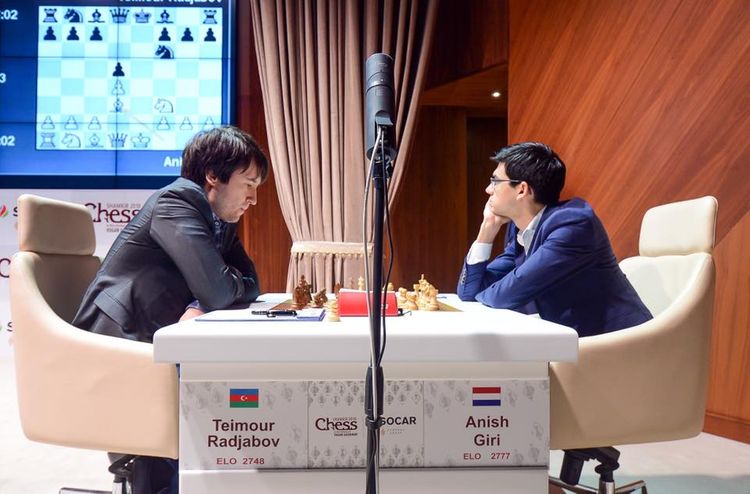 Rəcəbov üstünlüyü əldən verdi – 1/4 finalda