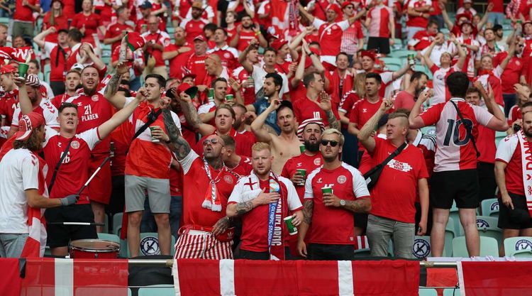 Bakıda Dzyubadan oxudular - danimarkalılar