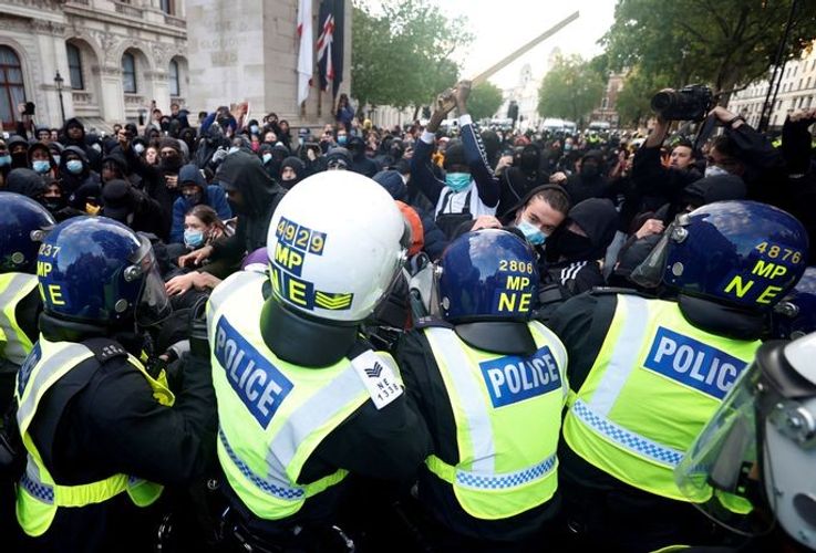 19 polis xəsarət aldı, 49 fanat saxlanıldı – finaldan sonra