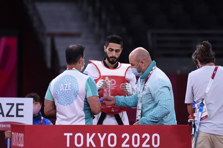 İkiqat dünya çempionumuz qələbə ilə başladı - FOTOSESSİYA