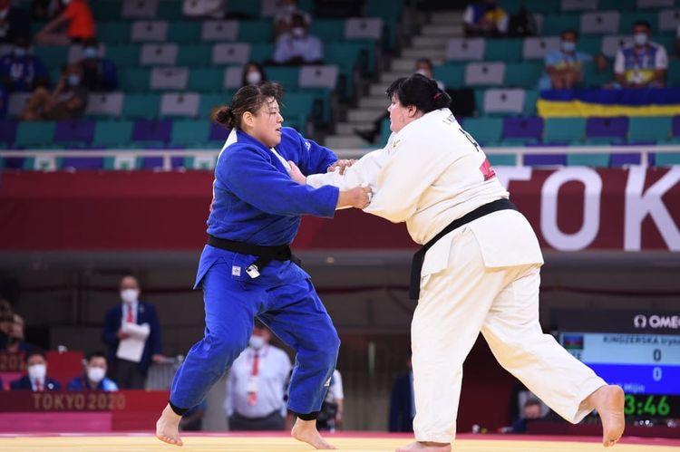 İrina Kindzerska medalın bir addımlığında - FOTOSESSİYA