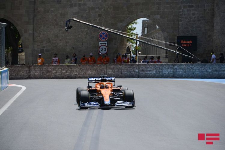 İkinci sprint yarışı başladı - “Formula-2”də