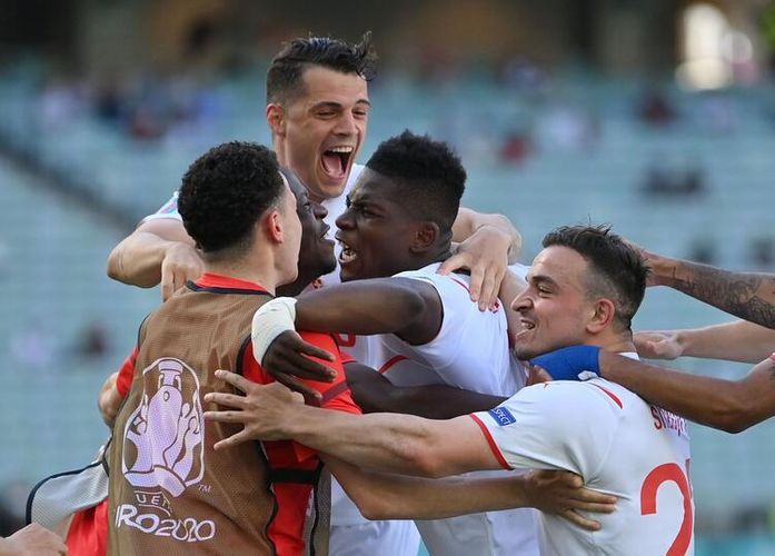 Bakıdakı tarixi oyunda qalib müəyyənləşmədi - FOTOSESSİYA