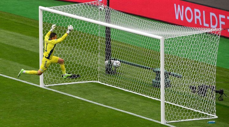 Çexiya qələbə ilə başladı - AVRO-2020