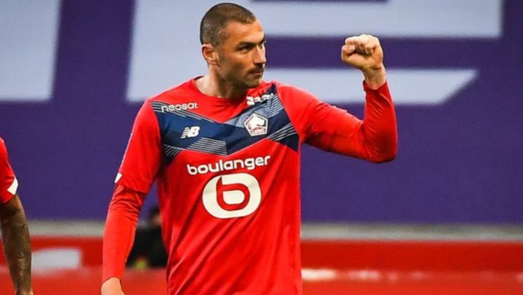 “Bakıdakı oyunlarda hədəf 6 xal qazanmaqdır” - Burak Yılmaz