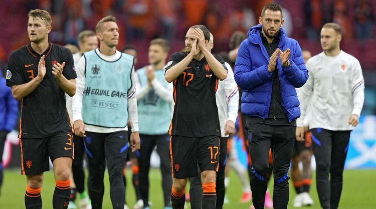 Uels, Danimarka, Niderland və Çexiya - Bakı yolçuları