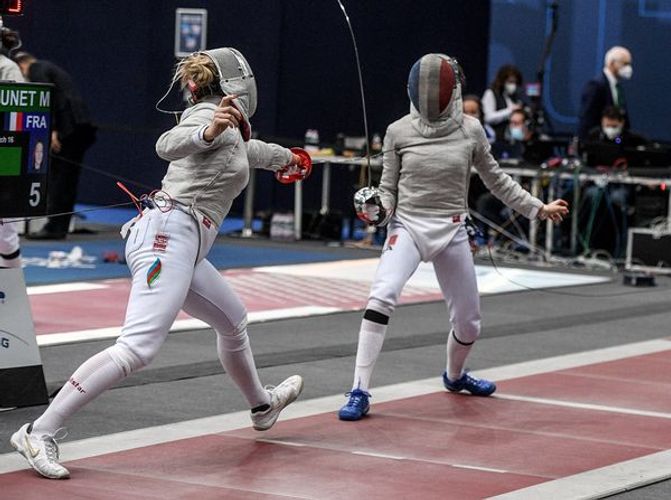 Uğursuz çıxış - qılıncoynadanlarımızdan