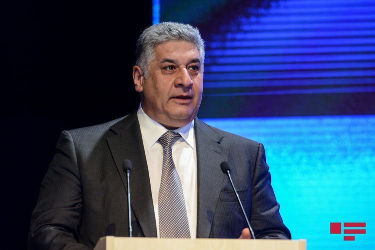 Azad Rəhimov vəfat edib