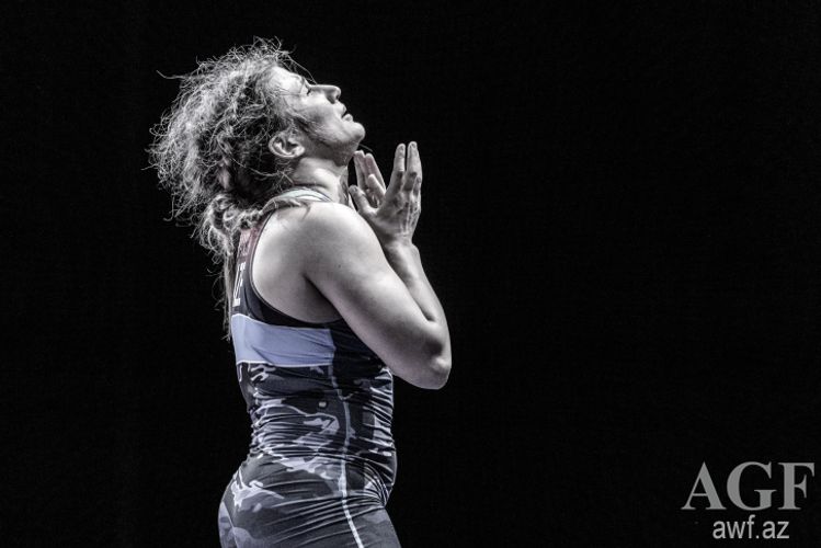 "Stadniki Tokioda tək qoymayacağım üçün çox xoşbəxtəm"  - Manolova