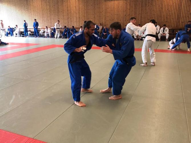 Yığmamız Olimpiadaya Hennefdə hazırlaşır - FOTOSESSİYA