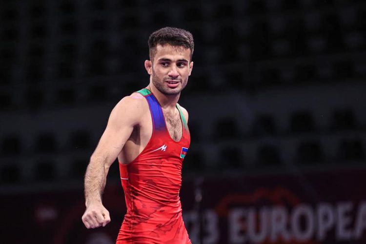 Güləşçimiz dünya çempionu oldu