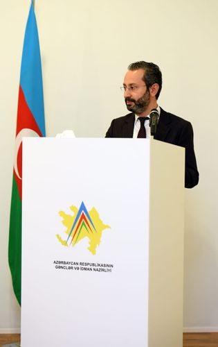 Mikayıl Cabbarovun yerinə Balakişi Qasımov seçildi - Qılıncoynatma Federasiyasına prezident