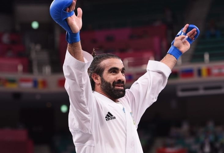 Rafael Ağayev söz verdi