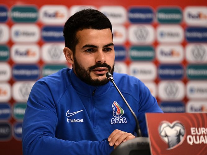 Emin Mahmudov: "Görürlər ki, bizdən də yaxşı futbolçu çıxır"