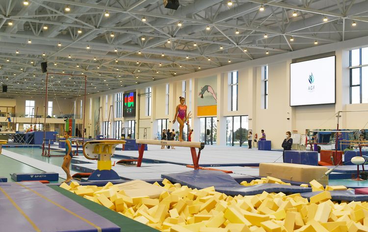 Prezident və birinci xanım Milli Gimnastika Arenasının yeni məşq binasında yaradılan şəraitlə tanış oldu - YENİLƏNİB