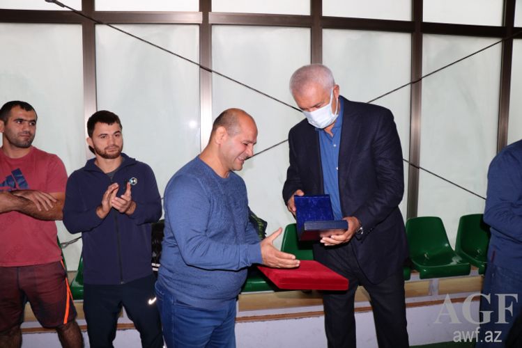 Yığmamızın baş məşqçisi postundan ayrıldı, kompleksdə direktor işləyəcək