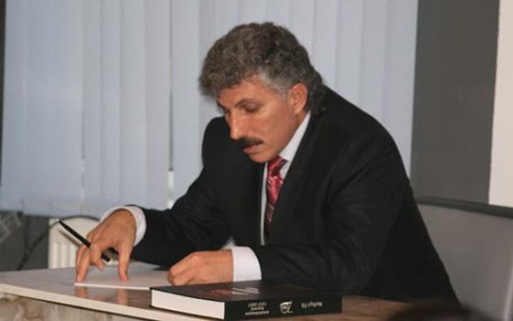 Futbol ideoloqları məğlub psixologiyanı millətə sırıyıb düşmənçiliklə məşğul olurlar