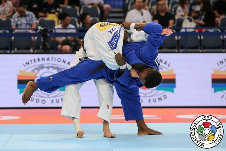 İdmançı 10 illik diskvalifikasiya olundu – Olimpiadadakı davranışına görə