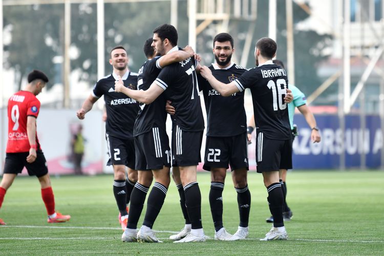 Rekordçunun 20-ci darmadağını