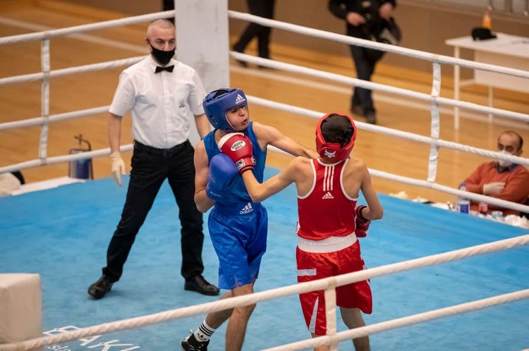 Daha 3 çəki dərəcəsində 1/4 final mərhələsi yekunlaşdı - FOTOSESSİYA