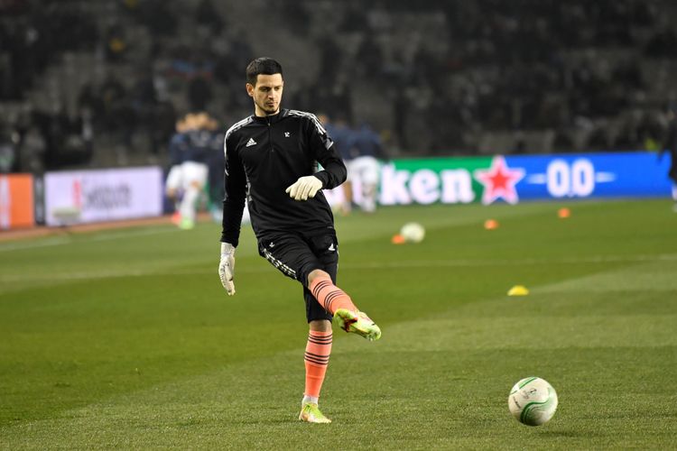 "Qarabağ" Emil Balayevlə müqaviləni pozdu