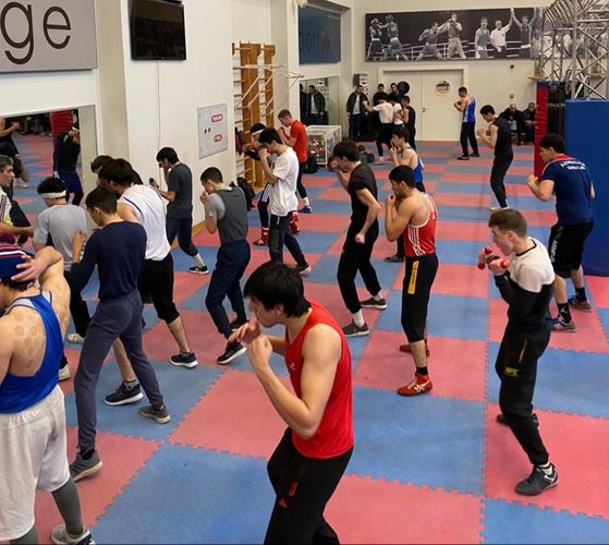 Yeni baş məşqçi yığma ilə hazırlıqlara başladı