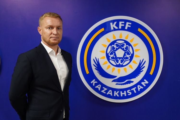 Millimizin potensial rəqibində müvəqqəti baş məşqçi