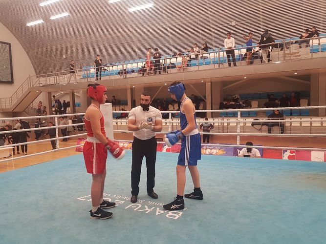 İkinci günün döyüşləri başa çatdı