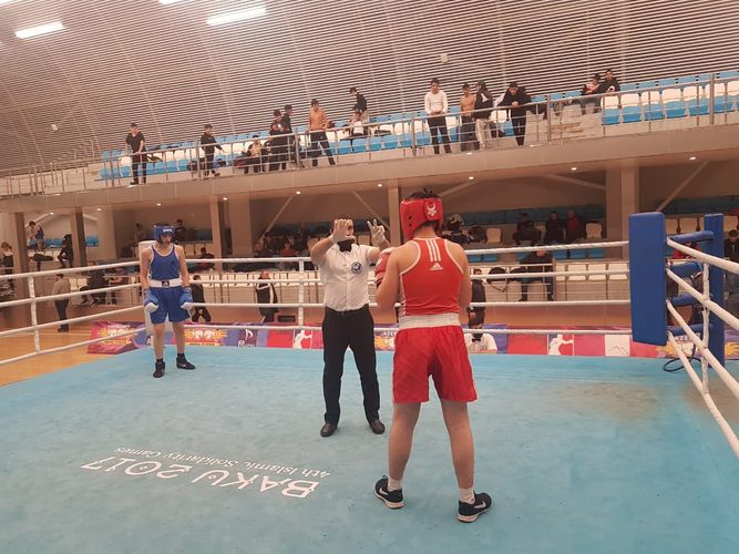 İkinci günün döyüşləri başa çatdı