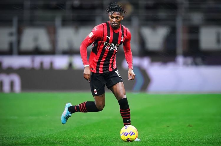 “Barselona” “Milan”ın hücumçusunu istəyir