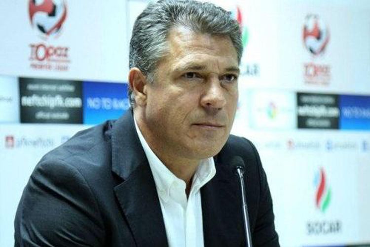 Vəli Qasımov sədr seçildi