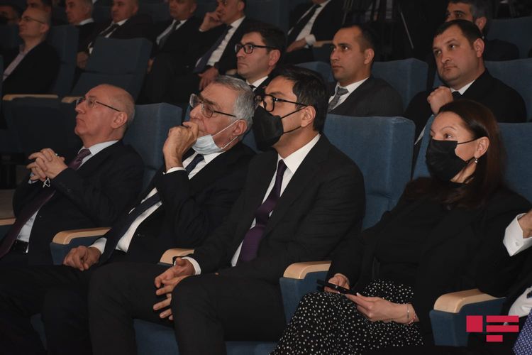 Gənclər və İdman Nazirliyinin yeni loqosu təqdim olundu - FOTOSESSİYA