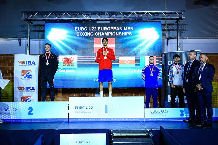 Nəbi İsgəndərov: “Qarşıdakı yarışlarda qızıl medal qazanacağıma inanıram”