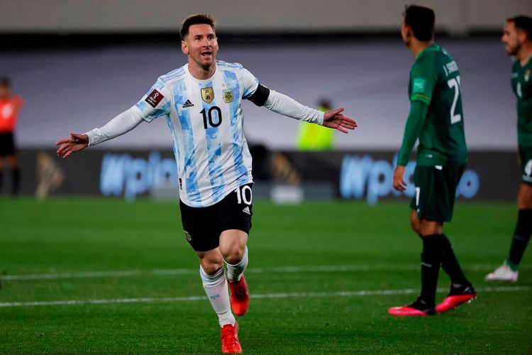 Messi milli karyerası ilə bağlı hansı qərarı verəcək?